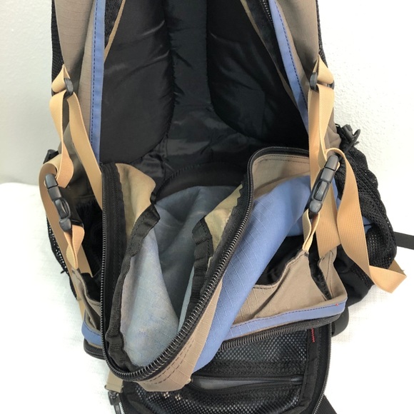 REI backpack - Picture 2 of 4